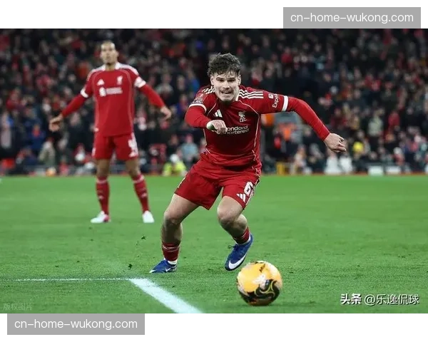 凯尔凯兹挑射破门展冷静 利物浦年轻中场进攻参与度提升 凯尔凯兹挑射破门展冷静 利物浦年轻中场进攻参与度提升